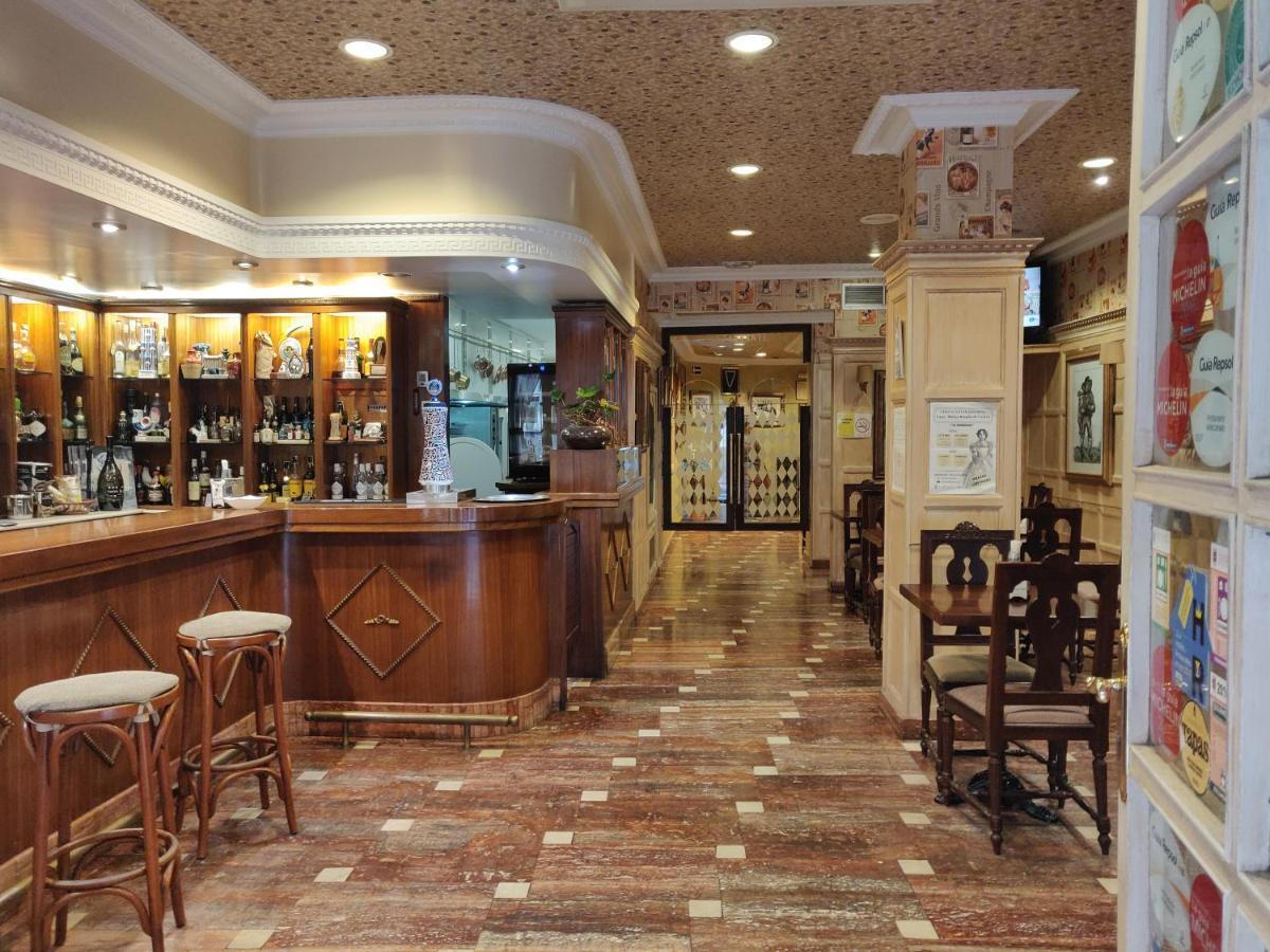谢夫里维拉酒店 帕德隆 外观 照片
